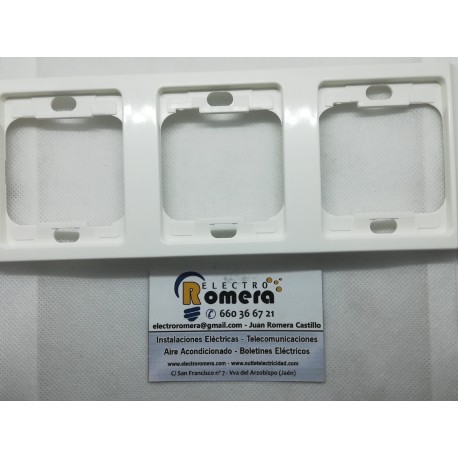 QUADRO TRIPLO VERTICAL MARCO 3 ELEMENTOS