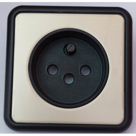 PLACA BASE ENCHUFE CON T.T DESPLAZADO 10725-SL