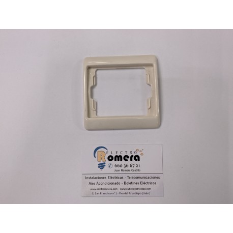 MARCO DE 1 ELEMENTO MARFIL BERKER ARSYS 13130002