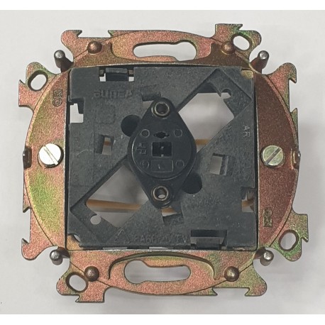 TOMA PARA ALTAVOZ S/DIN 41529 GARRAS 30585.99