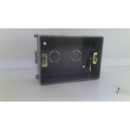 Caja de empotrar para 3 elementos 3082 