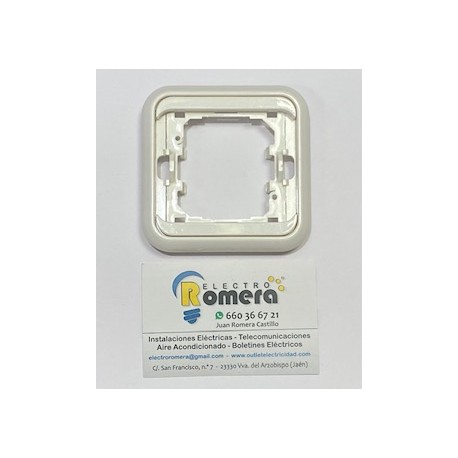 MARCO 1 ELEMENTO BLANCO LEGRAND PRESIDENTE 704 71