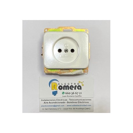 ENCHUFE BIPOLAR BLANCO LEGRAND PRESIDENTE 70516
