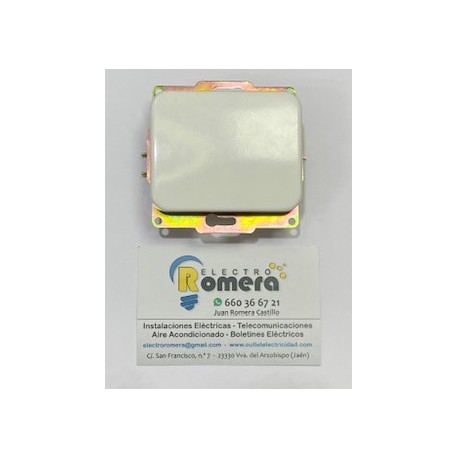 PULSADOR BLANCO LEGRAND DECOR 718 28