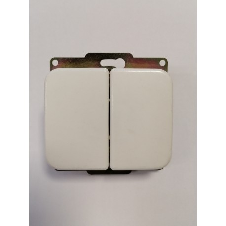 DOBLE CONMUTADOR  BLANCO  LEGRAND PRESIDENTE REF. 705 05