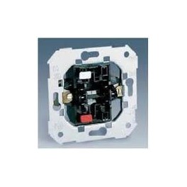 Pulsador 10 A 250V~ con sistema de embornamiento rápido  75150-39